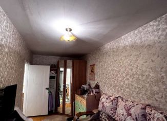 Продажа двухкомнатной квартиры, 42 м2, Жирновск, улица Строителей, 10