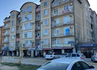 Сдается однокомнатная квартира, 50 м2, Дагестан, улица имени Р. Зорге, 31