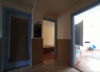 2-комнатная квартира в аренду, 69 м2, посёлок городского типа Куйбышево, улица Ленина, 90А