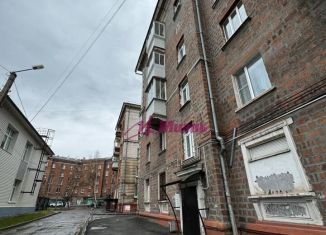 Продажа двухкомнатной квартиры, 52 м2, Нижний Тагил, проспект Строителей, 24