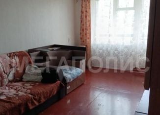 Продается 3-ком. квартира, 60 м2, Новокузнецк, проспект Шахтёров, 14