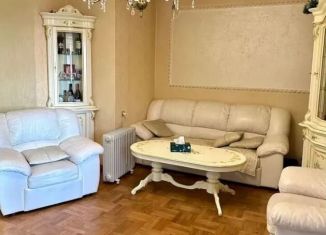 Продается двухкомнатная квартира, 62.5 м2, Краснодарский край, улица Худякова, 23