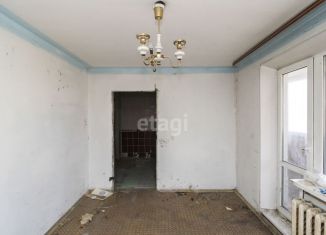 Продам 2-комнатную квартиру, 53 м2, Тюменская область, улица Республики, 217
