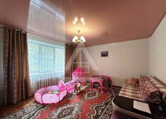 Продам 3-комнатную квартиру, 64.9 м2, Челябинская область, улица Дзержинского, 14