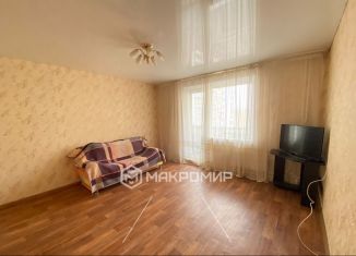 2-комнатная квартира на продажу, 64.7 м2, Челябинская область, Комсомольский проспект, 122