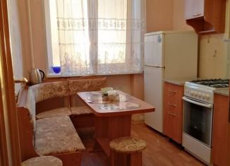Продам двухкомнатную квартиру, 48 м2, Волгодонск, Степная улица, 179