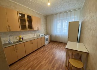 Двухкомнатная квартира в аренду, 60 м2, Тюмень, улица Бориса Житкова, 6к1