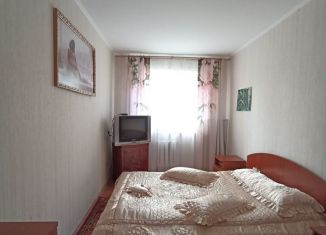 Трехкомнатная квартира на продажу, 61.3 м2, Среднеуральск, улица Калинина, 27А