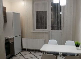 Сдается в аренду однокомнатная квартира, 35 м2, Краснодарский край, улица Цезаря Куникова, 24к3
