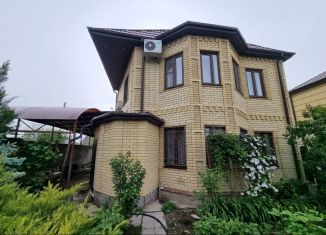 Продаю дом, 201 м2, Астраханская область, 1-й Грушевый переулок, 32