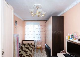 Продаю 4-комнатную квартиру, 90 м2, Тюмень, Ставропольская улица, 5, Калининский округ