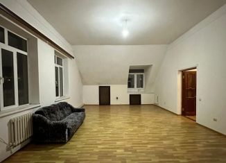 Продается двухкомнатная квартира, 128 м2, Дербент, улица имени Надыра Эмиргамзаева