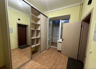 Продам трехкомнатную квартиру, 146.4 м2, Тюменская область, улица Александра Логунова, 11