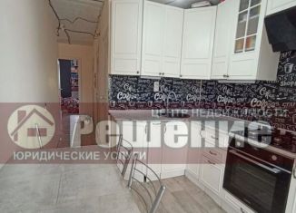 Продаю трехкомнатную квартиру, 61 м2, Челябинская область, улица Екимова, 66