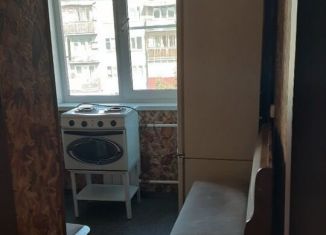 Сдается двухкомнатная квартира, 42.5 м2, Новокузнецк, улица Клименко, 3