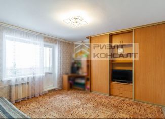 Продам однокомнатную квартиру, 42 м2, Омск, Куломзинская улица, 64к1