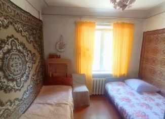 Продается 3-комнатная квартира, 48.6 м2, Ростовская область, улица Малиновского, 12