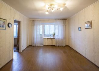 Продается двухкомнатная квартира, 46.2 м2, Челябинск, Краснознамённая улица, 12, Курчатовский район