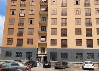 Продам 1-комнатную квартиру, 44 м2, Нальчик, улица Шарданова, 52, район Хладокомбинат