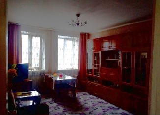 Продается трехкомнатная квартира, 58 м2, Красноярский край, улица 40 лет Октября, 43