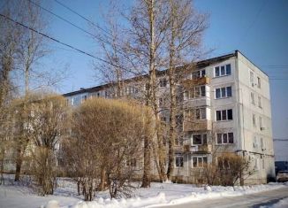 Продается трехкомнатная квартира, 59 м2, Новгородская область, Лесная улица, 14Б