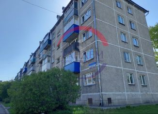 2-комнатная квартира на продажу, 44.3 м2, Кемеровская область, улица Дузенко, 16