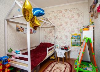 Продается 3-комнатная квартира, 54.5 м2, Кемерово, проспект Ленина, 76