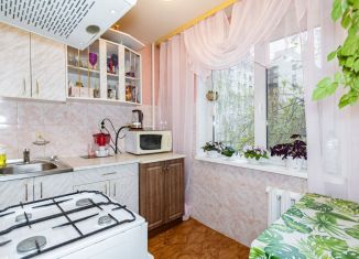 Продам двухкомнатную квартиру, 43 м2, Екатеринбург, улица 22-го Партсъезда, 24А, метро Машиностроителей