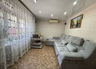 Продается трехкомнатная квартира, 50.5 м2, Астраханская область, 1-я Литейная улица, 14