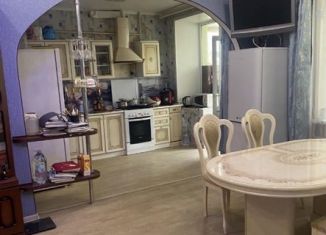 Продается 3-комнатная квартира, 60 м2, Липецк, Коммунистическая улица, 18А