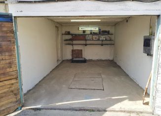 Продаю гараж, 30 м2, Артём, Мариупольская улица, 5