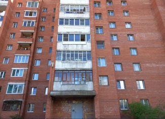 Сдаю трехкомнатную квартиру, 59 м2, Ленинградская область, Молодёжная улица, 56