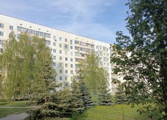 Двухкомнатная квартира на продажу, 48 м2, Нижнекамск, проспект Вахитова, 2