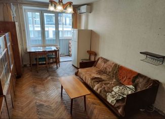 2-комнатная квартира в аренду, 42 м2, Москва, Бауманская улица, 27, ЦАО