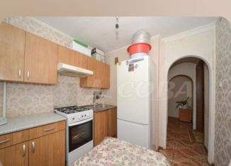 Продается 2-комнатная квартира, 45.6 м2, Тюменская область, улица Пермякова, 4
