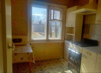 2-комнатная квартира на продажу, 39.6 м2, Соликамск, улица Матросова, 57А