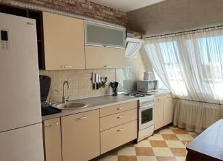 Аренда 2-комнатной квартиры, 42 м2, Калининградская область, Курортный проспект, 26