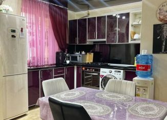 Продам 3-ком. квартиру, 65 м2, Белореченск, Интернациональная улица, 245