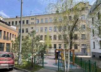 Многокомнатная квартира на продажу, 135.4 м2, Москва, улица Покровка