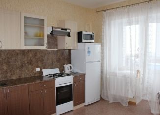 Аренда 2-комнатной квартиры, 72 м2, Вологодская область, Ленинградская улица, 38