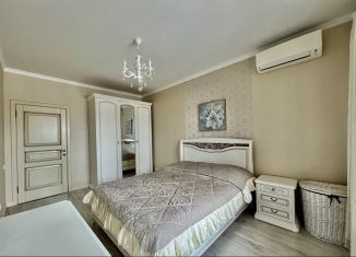 Продается 4-комнатная квартира, 125.6 м2, Татарстан, улица Адоратского, 4
