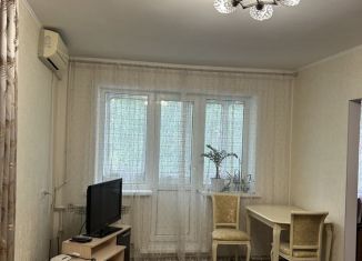 Сдаю в аренду 2-комнатную квартиру, 43 м2, Кемеровская область, Коммунистический проспект, 19
