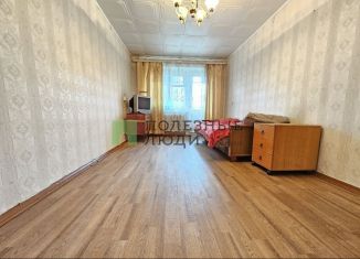 Продается 1-комнатная квартира, 29.6 м2, Кировская область, Красноармейская улица, 54