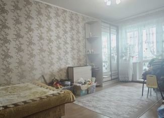 Продаю 1-комнатную квартиру, 32 м2, Челябинск, Комсомольский проспект, 112