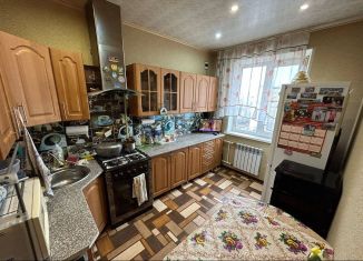 Продажа 3-комнатной квартиры, 72.5 м2, Астрахань, улица Куликова, 23
