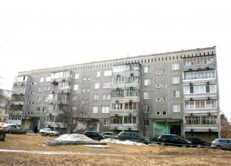 Продам четырехкомнатную квартиру, 100 м2, Свердловская область, улица Испытателей