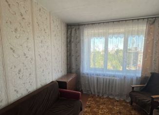Сдается в аренду двухкомнатная квартира, 40 м2, Астраханская область, улица Татищева, 56Б