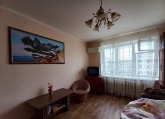 Продажа двухкомнатной квартиры, 46 м2, Крым, улица имени 60-летия Октября, 16