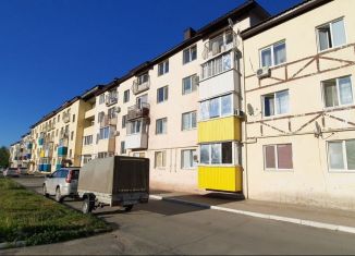 Продается двухкомнатная квартира, 46 м2, Саратовская область, улица Фирстова, 53к4