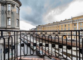 Продается 4-ком. квартира, 182.4 м2, Санкт-Петербург, набережная реки Мойки, 32, метро Невский проспект